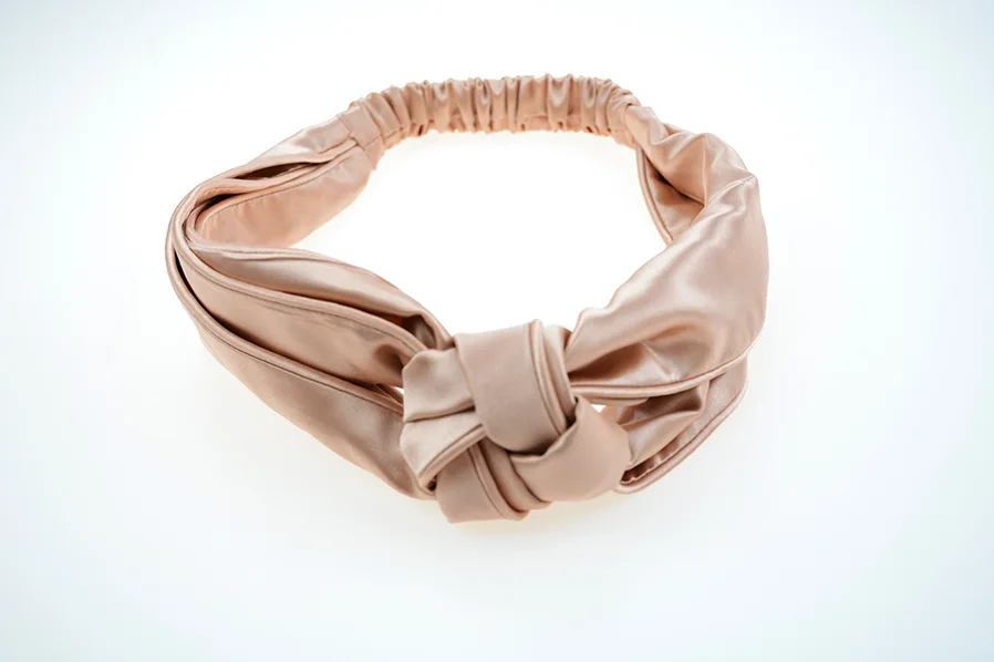 Bandeau à twist frontal