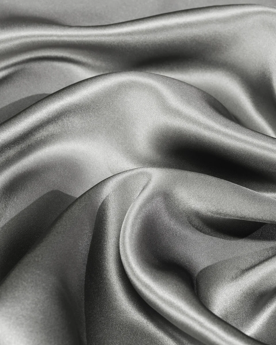 Silk Standard And Full-Panel Shade