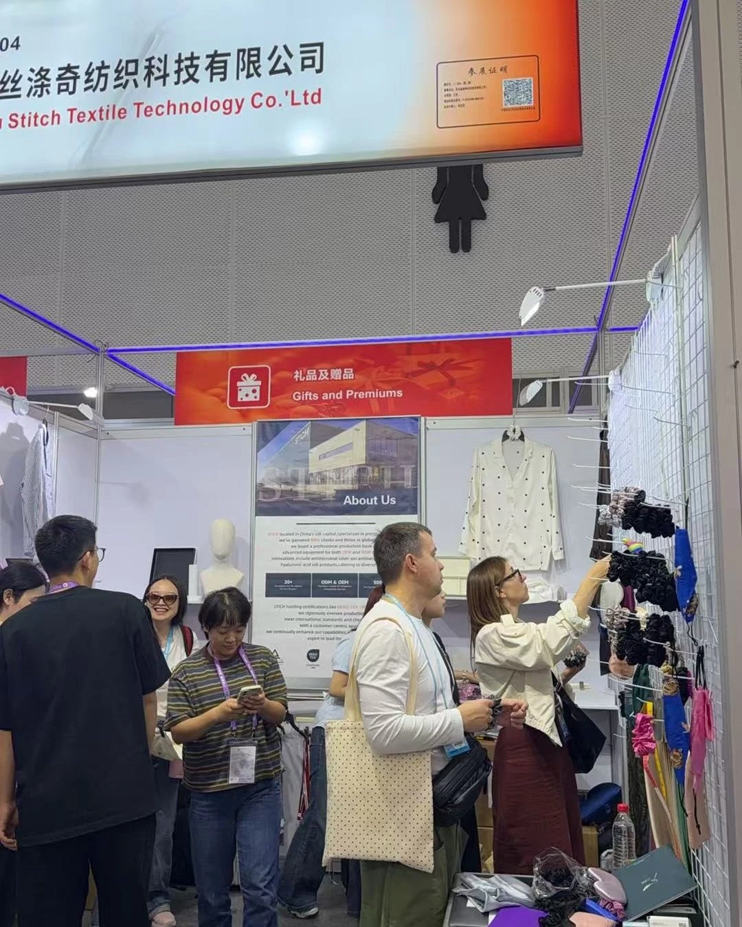 Canton Fair Phase 2 Recap: Five Days, and What Silk Buyers Really Asked